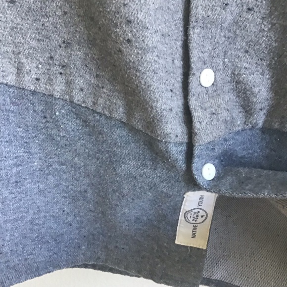 Top - Picture 5 of 6